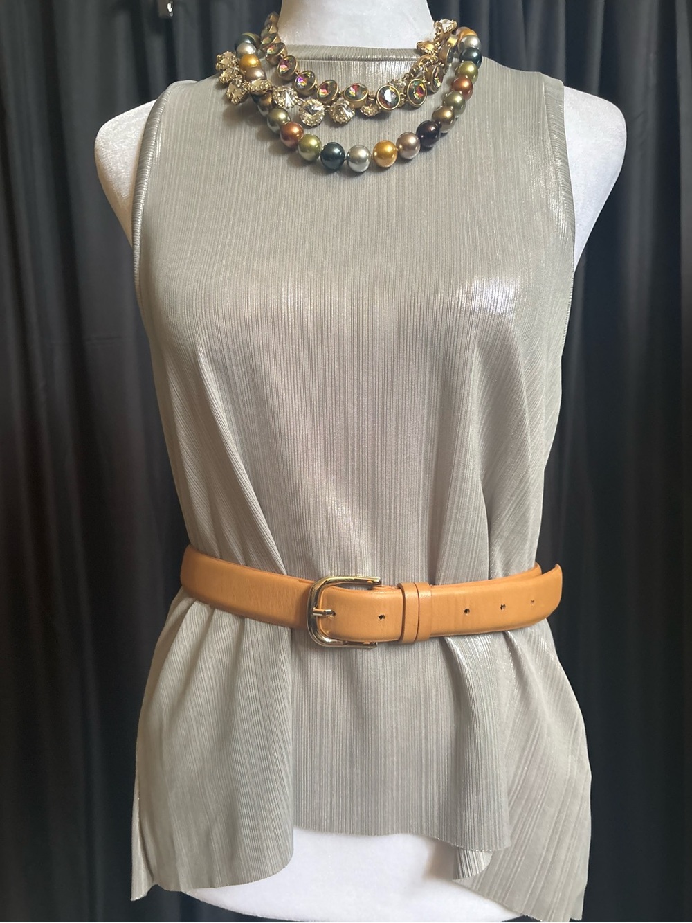 Vintage Ann Taylor Tan Leather Waist Belt with Gold Buckle